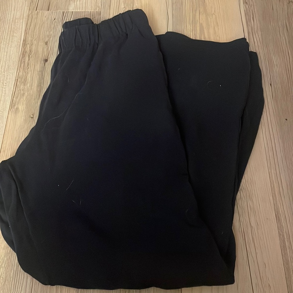 Navy blue brandy Melville Anastasia sweat pants
